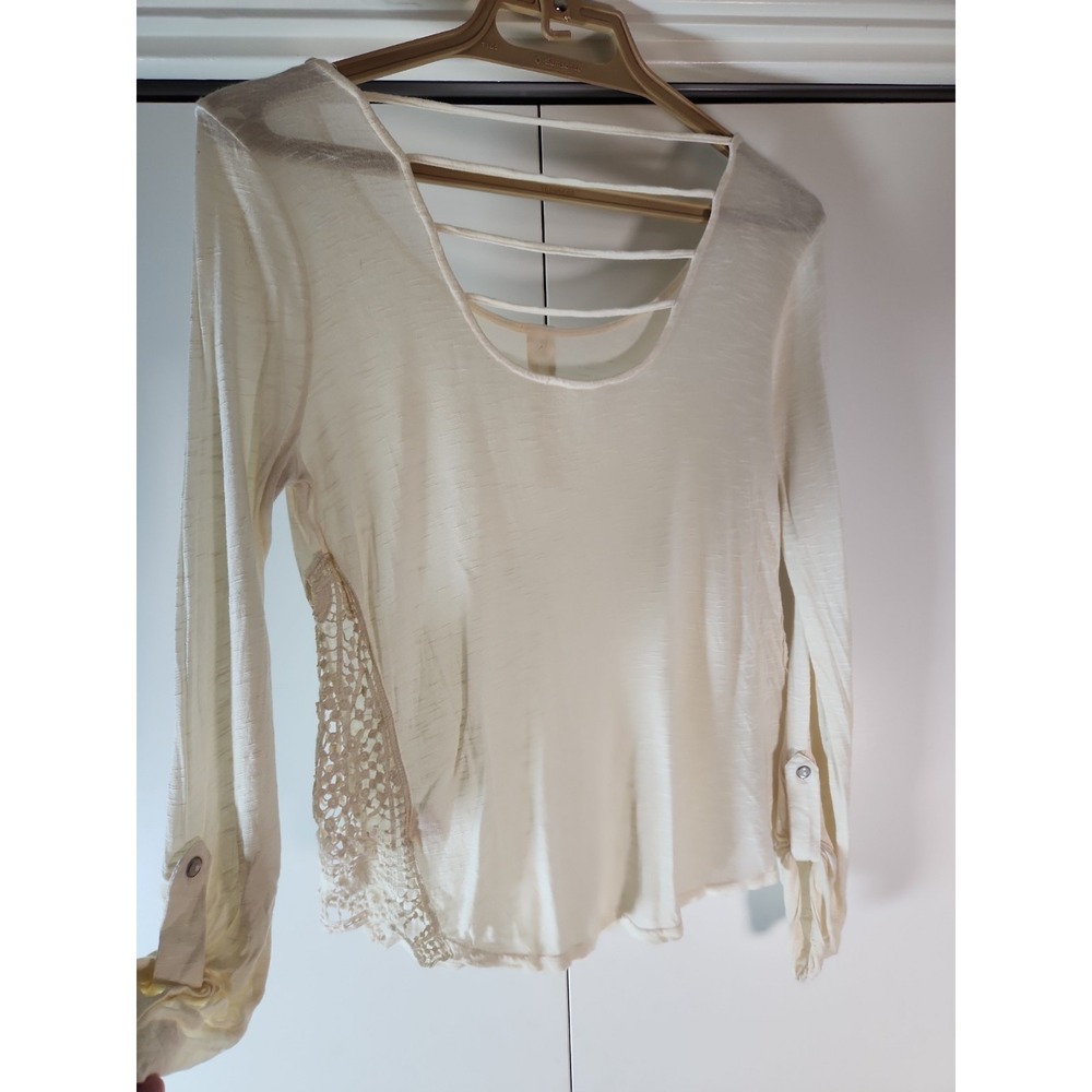 E&M Blouse Women's Small Beige Henley-Long Sleeve Top- Lace Sides- Vintage - Picture 6 of 13